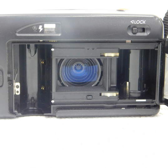 Vivitar 16oz 35mm Point & Shoot Film Camera with 35-52 Zoom Lens image number 8