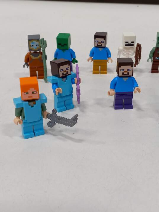 21pc Bundle of Assorted Lego Minecraft Minifigures image number 2