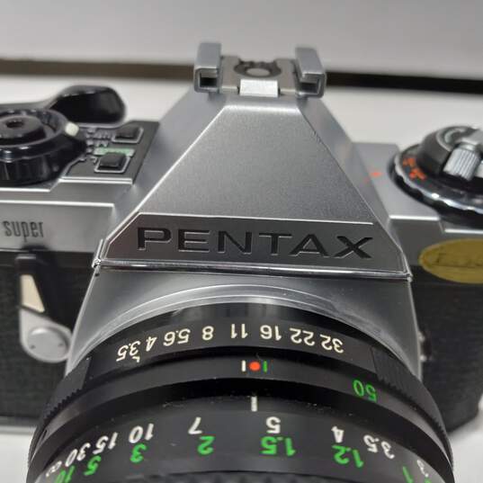 Pentax ME Super MC 35mm Camera with Vivitar 27-50mm 1:3.5-4.5 Lens in Case image number 6
