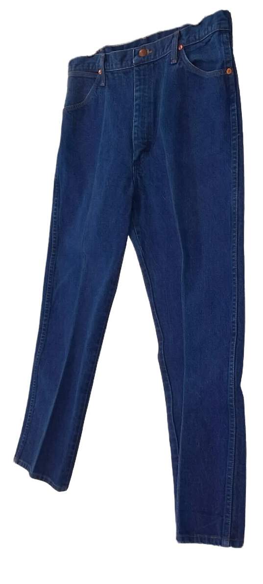 Mens Blue Dark Wash Slash Pockets Straight Leg Denim Jeans Size 38x30 image number 1