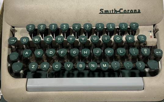 Typewriters image number 2