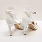 Gianni Bini Lulaa White Leather Ankle Strap Pump Heels Size 8.5 M image number 4
