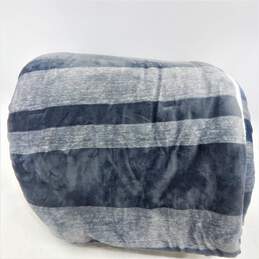 UGG Avery King Comforter Set Grey Stripes alternative image