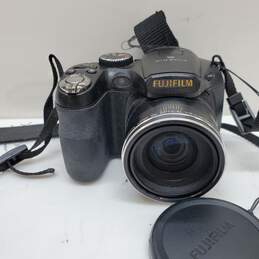 Fujifilm FinePix S Series S2800HD 14MP 18X Zoom Digital Camera alternative image