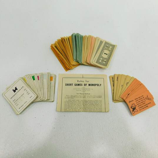 Lot Of Vintage Parker Brothers 1947 Clue And 1935 Monopoly image number 8