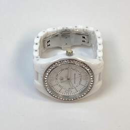 Designer Juicy Couture Lively White Stainless Steel Back Analog Wristwatch alternative image