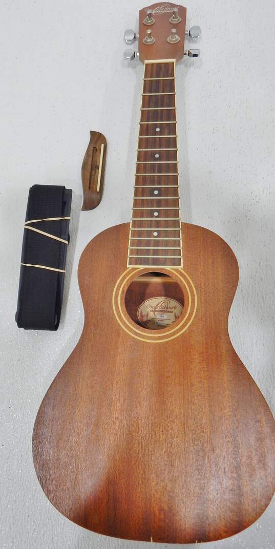 Harmony (Soprano) and Oscar Schmidt OU2 (Concert) Ukuleles w/ Cases (Set of 2)(Parts and Repair) image number 6