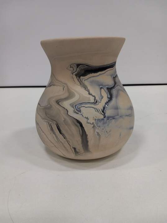 Nemadji Pottery Vase image number 2