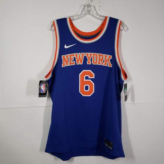 NWT Mens New York Knicks Kristaps Porzingis #6 Basketball-NBA Jersey Size XL image number 1