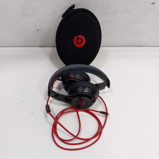 Beats by Dr. Dre Headphones in Case image number 1