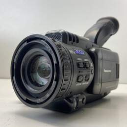 Panasonic AG-DVC30P 3CCD MiniDV Camcorder alternative image