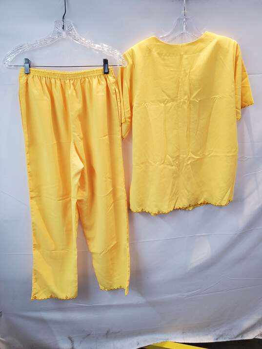 Lightweight Bright Yellow 2 Piece Women's Top & Bottom Set No Size Tag image number 2