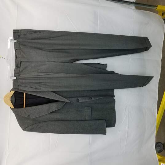 Mens Vtg Burberrys' Gray Wool 2 PC Suit image number 1