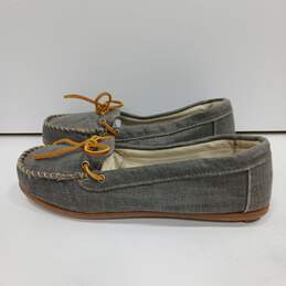 Minnetonka Women's Grey Moccasin Bow Canvas Slip On Shoes Size 9.5