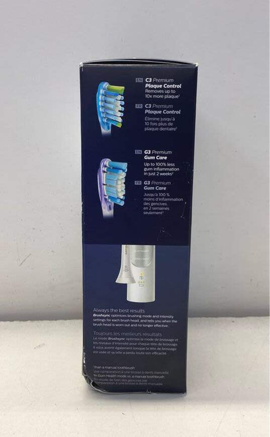 Philips Sonicare 7500 ExpertClean Electric Toothbrush image number 2