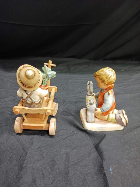 Hummel Goebel Horde Trainer & Love in Bloom Porcelain Figurines image number 6