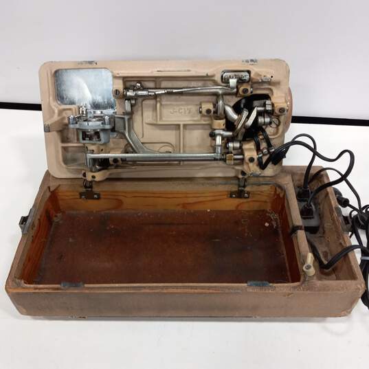 Domestic Sewing Machine Model 5437 image number 9