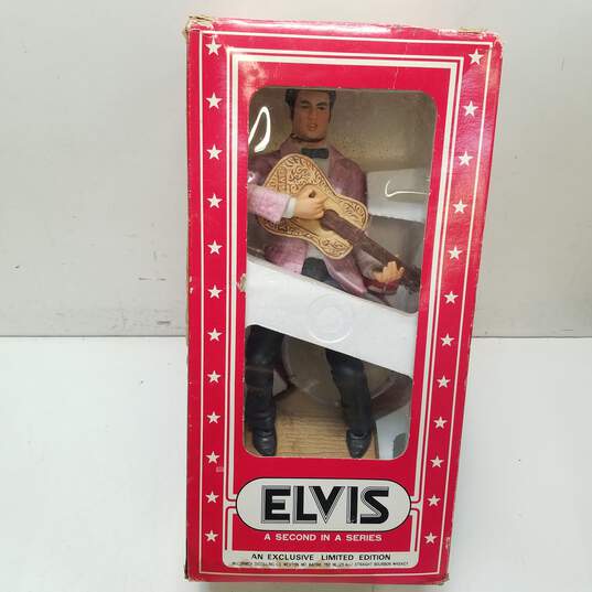 Lot of Assorted Elvis Presley Collectibles image number 2