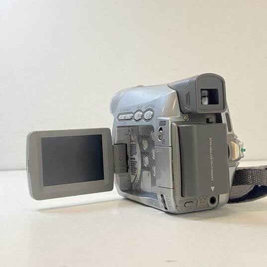 Canon ZR200 MiniDV Camcorder image number 7