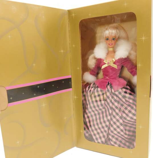 Winter Rhapsody Barbie Doll Blonde Special Edition Avon Exclusive 1996 Mattel image number 3