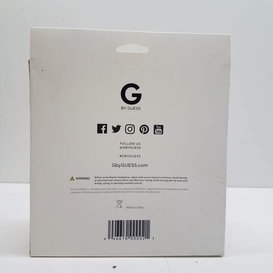 G By Guess Headphones Black On Ear Wired Headphones IOB image number 2