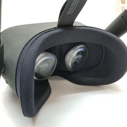 Buy the Oculus Quest 64GB VR Headset Bundle | GoodwillFinds