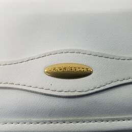 Liz Claiborne Vintage White Leather Crossbody Bag alternative image