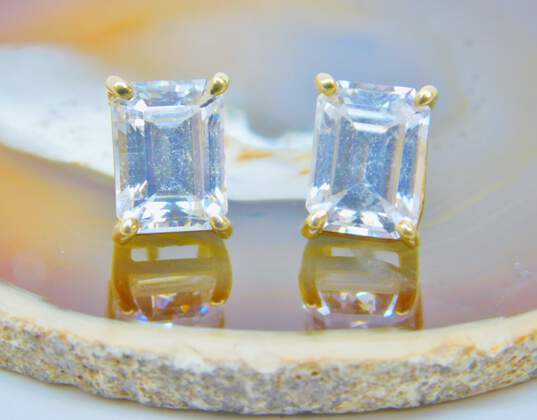 14K Yellow Gold Emerald Cut CZ Stud Earrings 2.3g image number 1