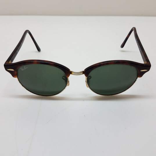 Ray-Ban RB4246 Clubround Classic Polished Red Havana Sunglasses image number 2