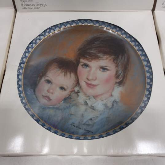 Set of 3 Bing & Grondahl "Gentle Love Collection" Plates IOB image number 3