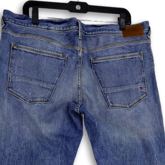 NWT Mens Blue Denim Medium Wash 5-Pocket Design Straight Jeans Size 38W 32L image number 4