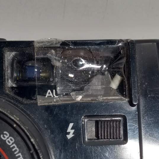 Vintage Canon AF35M ASA 38mm 1:2.8 Film Camera with Strap & Case image number 8