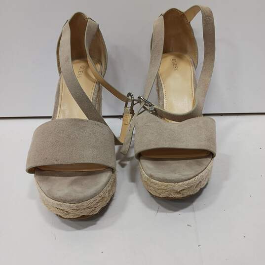 Women's Guess Gwhidy Grey Suede Woven Wedge Sandals Size 11 image number 1