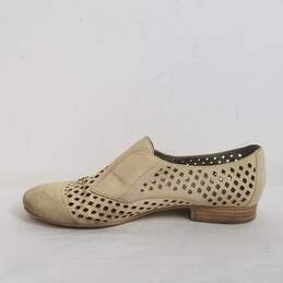 Franco Sarto Anderson Women's Size 7.5M Loafer Perforated Beige Nubuck alternative image
