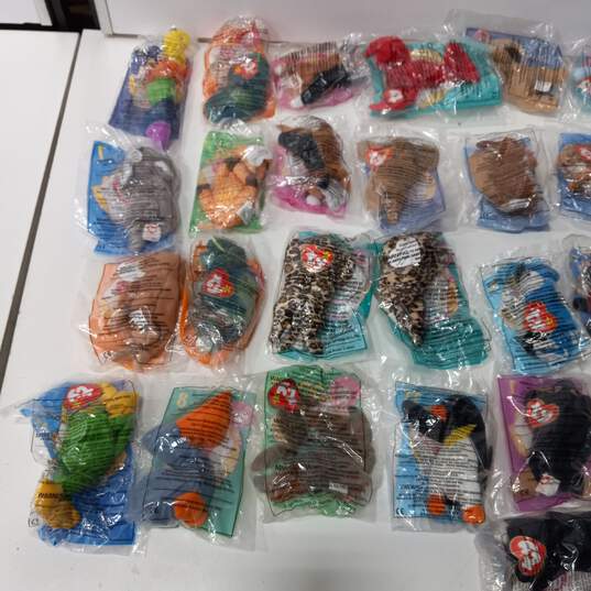 5 Pounds Of Ty Beanie Babies image number 4