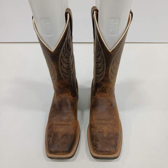 Men's Brown Ariat Boots Size 7B image number 3