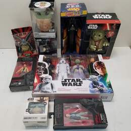 Lot of Star Wars Collectibles