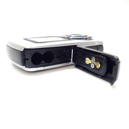 Cobra Dual-Monitor | 16MP Digital Camera alternative image