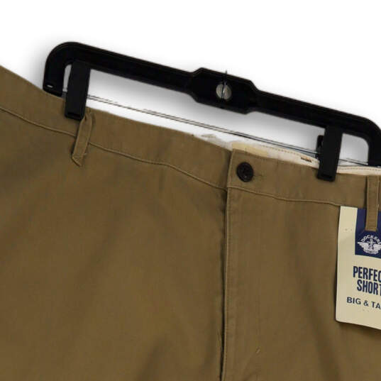 NWT Mens Brown Flat Front Slash Pockets Straight Leg Chino Shorts Size 54 image number 3