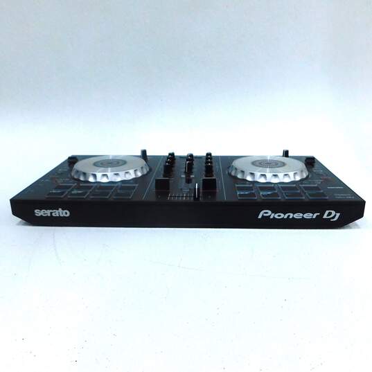 Pioneer Brand DDJ-SB2 Model DJ Controller w/ Original Box, USB Cable, and Manual image number 6