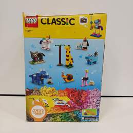 Lego Classic Set #11011 alternative image
