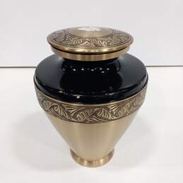 Crescent Memorial Gold And Black Metal Urn Made In India alternative image
