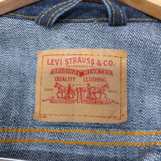Women's Blue Levi Strauss & Co. Jacket Size L image number 2