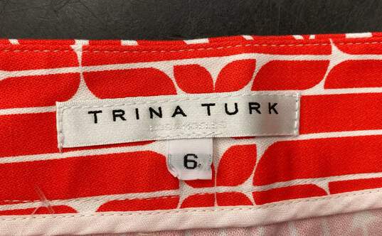 Trina Turk Women's Coral Pattern Shorts- Sz 6 image number 3