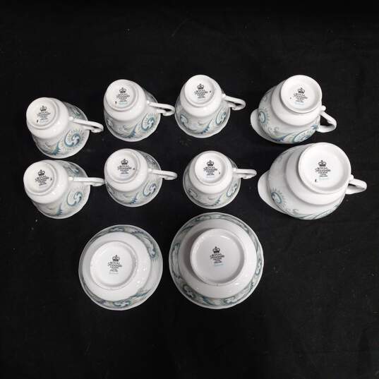 Bundle of 6 Royal Standard White Fine Bone China Tea Cups w/2 Matching Cream Dishes, 2 Bowls and 12 Saucers image number 3