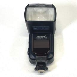 Neewer Speedlite 750ii Digital Camera Flash with Digital Radio Trigger alternative image