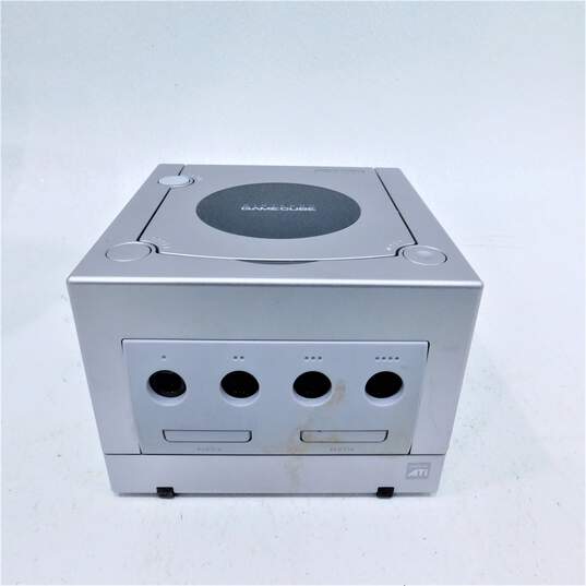 Nintendo GameCube image number 3