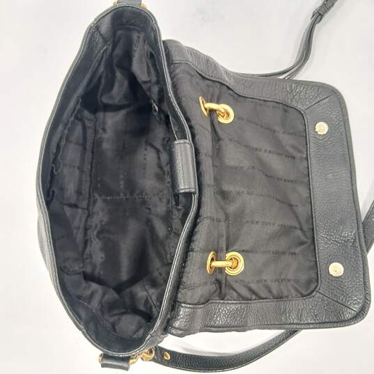 Women's Black Leather Purse image number 4