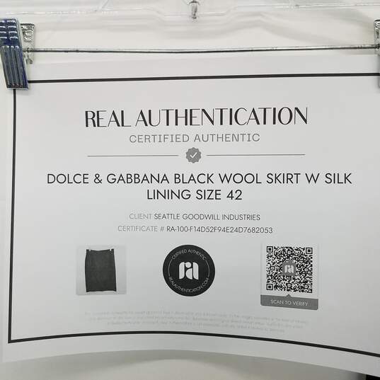 AUTHENTICATED Dolce & Gabbana Black Wool Skirt Size 42 image number 5