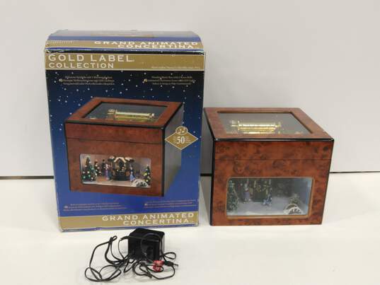 Mr. Christmas Gold Label Collection Grand Animated Concertina IOB image number 1